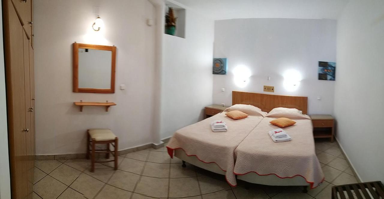 Poros Town Ktm Sunny Villas المظهر الخارجي الصورة