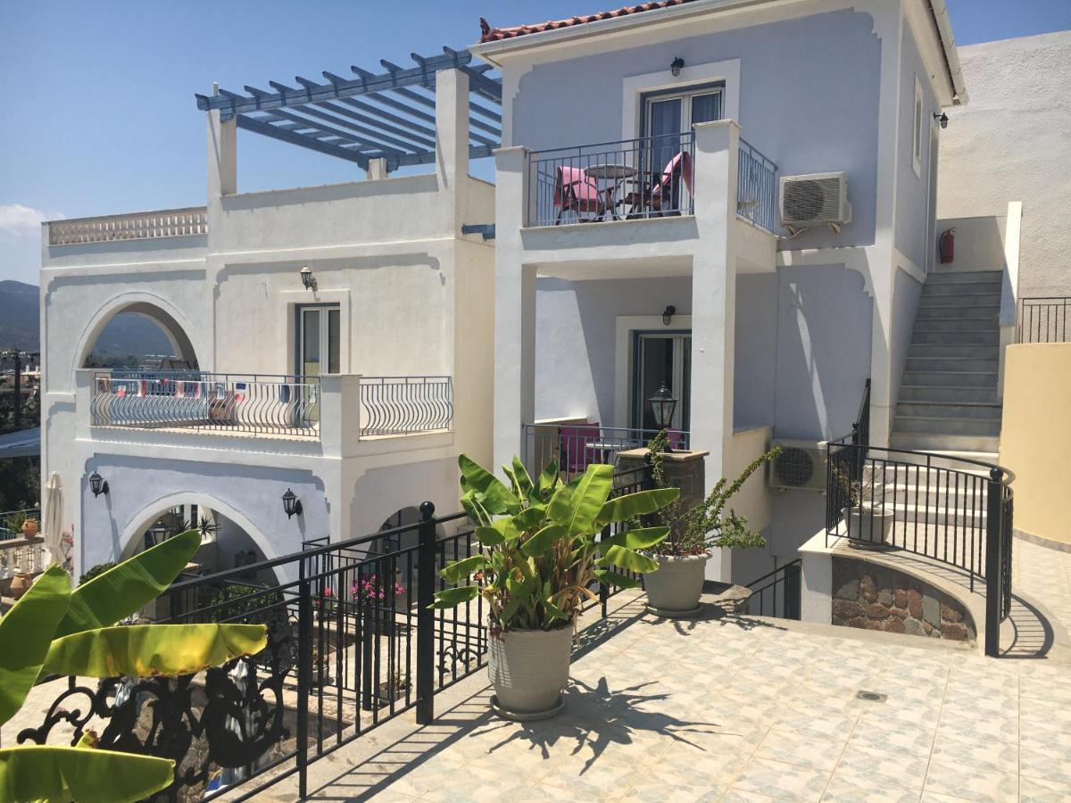 Poros Town Ktm Sunny Villas المظهر الخارجي الصورة