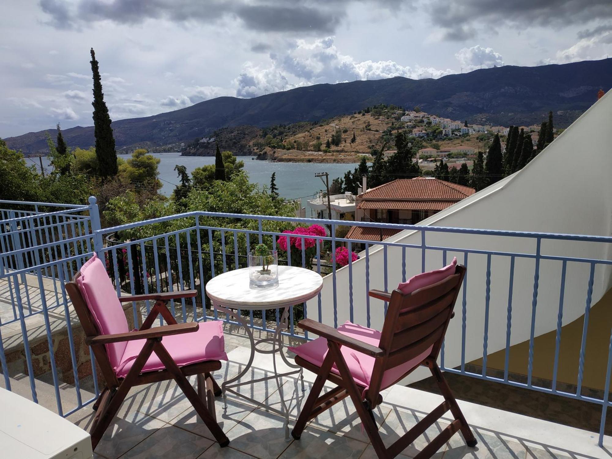 Poros Town Ktm Sunny Villas الغرفة الصورة