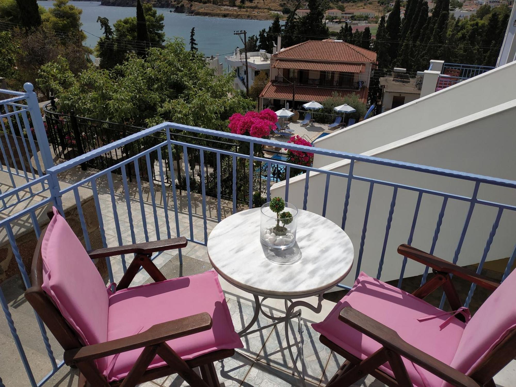 Poros Town Ktm Sunny Villas الغرفة الصورة