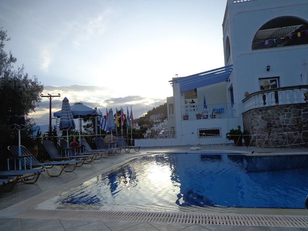 Poros Town Ktm Sunny Villas المظهر الخارجي الصورة