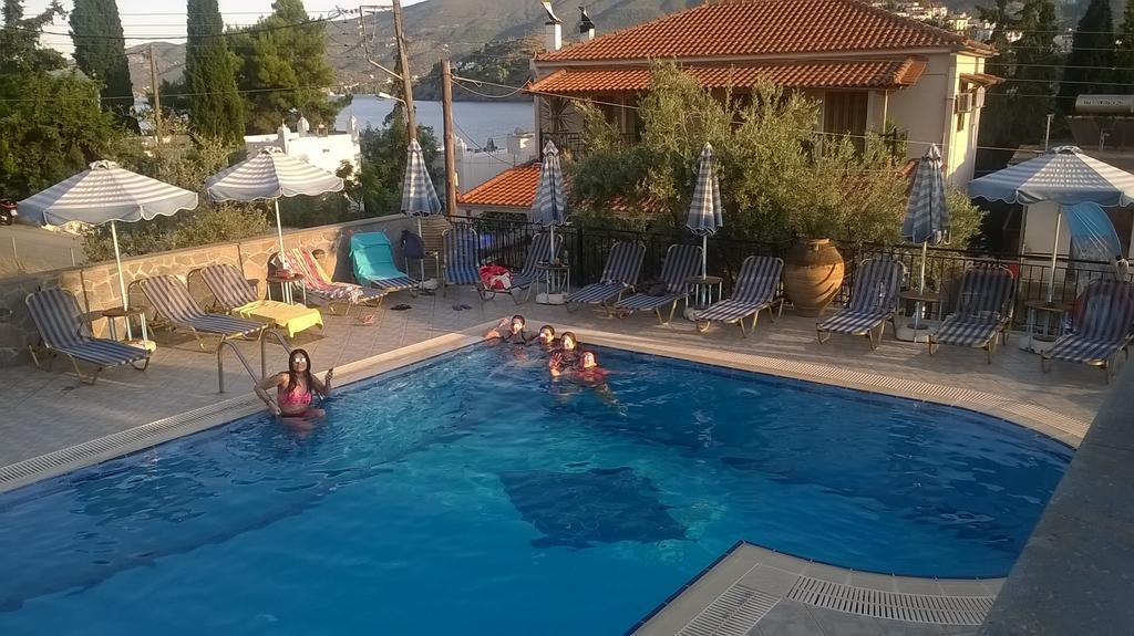 Poros Town Ktm Sunny Villas المظهر الخارجي الصورة