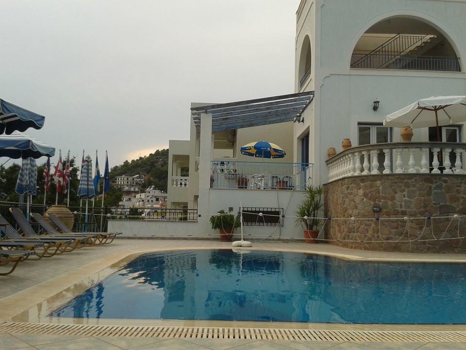 Poros Town Ktm Sunny Villas المظهر الخارجي الصورة