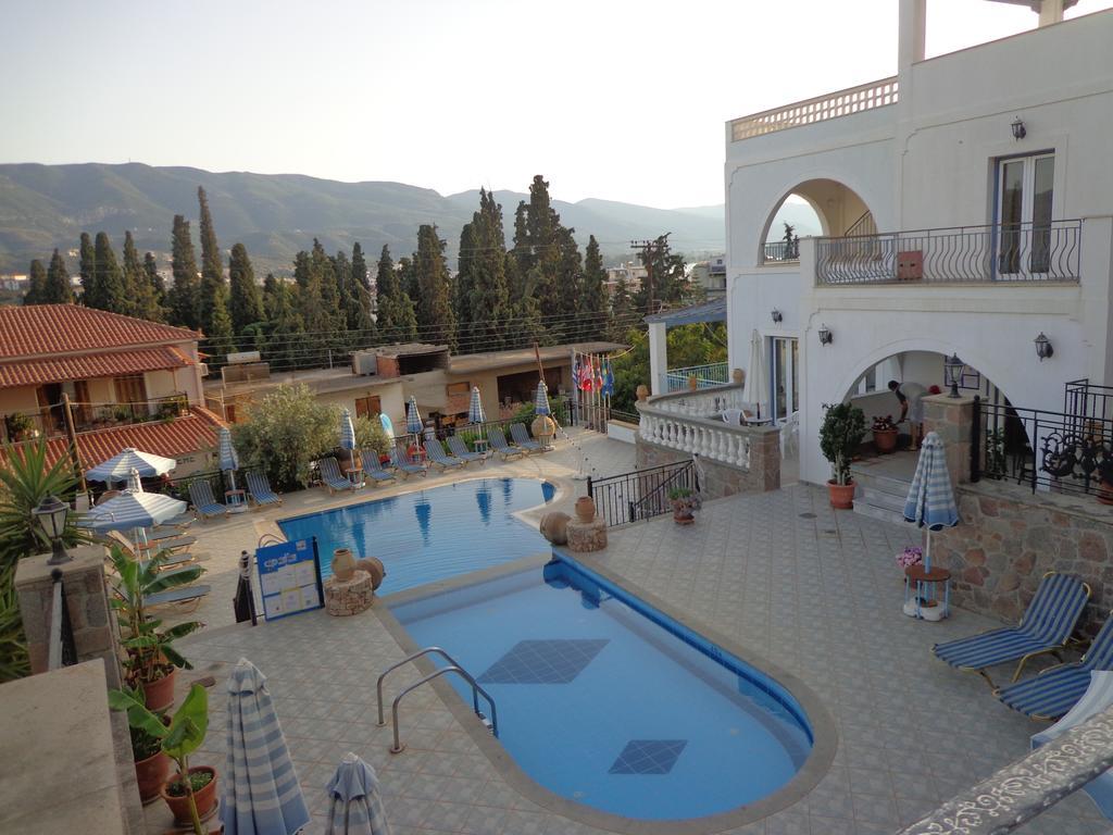 Poros Town Ktm Sunny Villas المظهر الخارجي الصورة