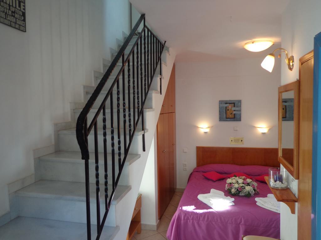 Poros Town Ktm Sunny Villas المظهر الخارجي الصورة