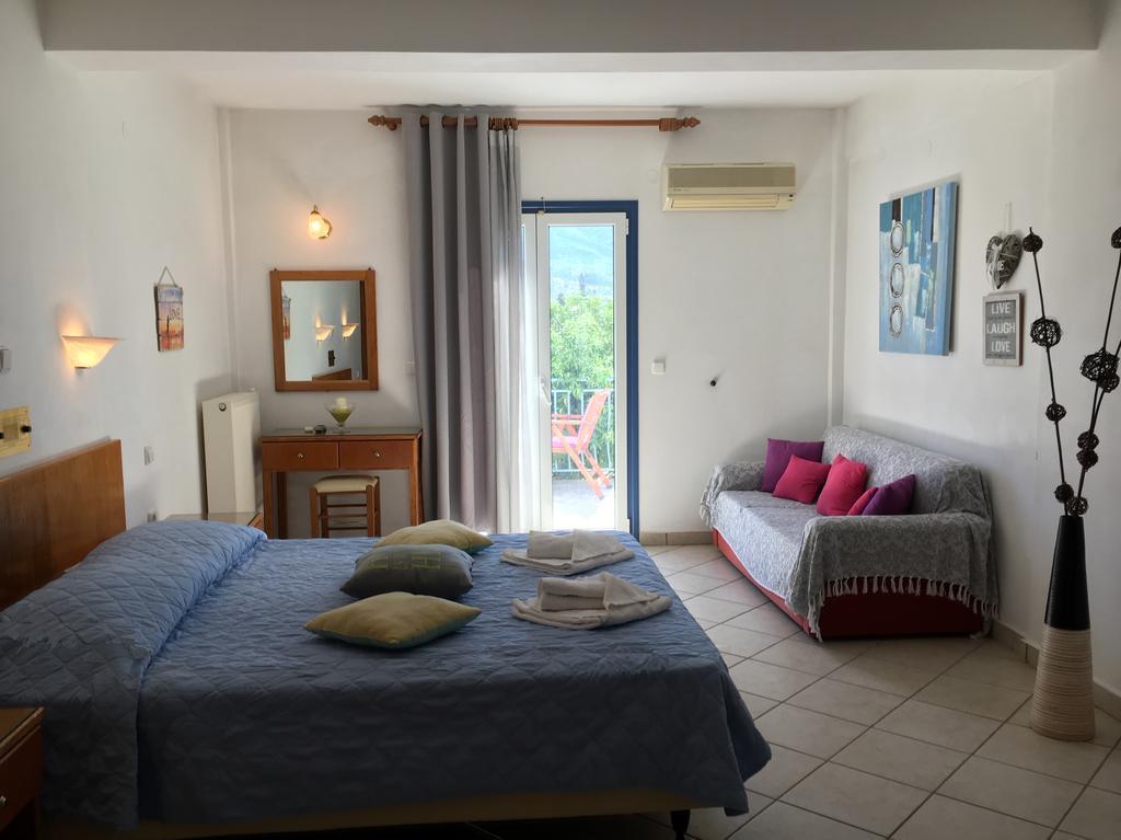 Poros Town Ktm Sunny Villas المظهر الخارجي الصورة