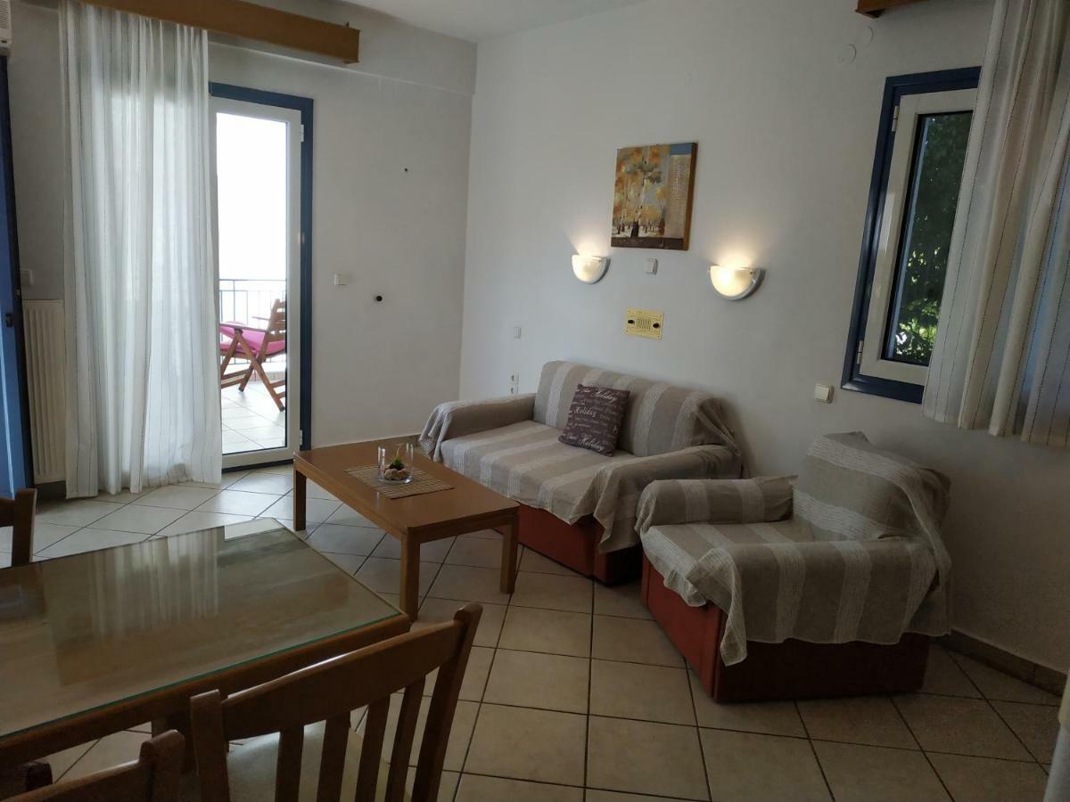 Poros Town Ktm Sunny Villas المظهر الخارجي الصورة