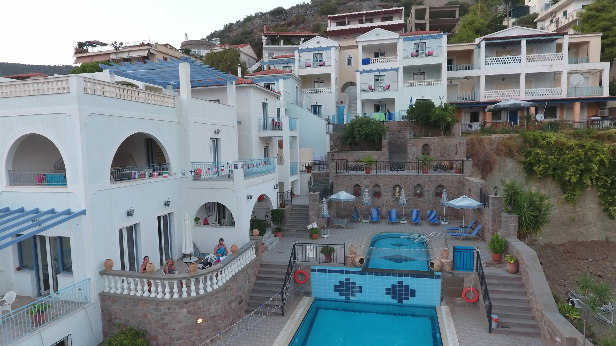 Poros Town Ktm Sunny Villas المظهر الخارجي الصورة