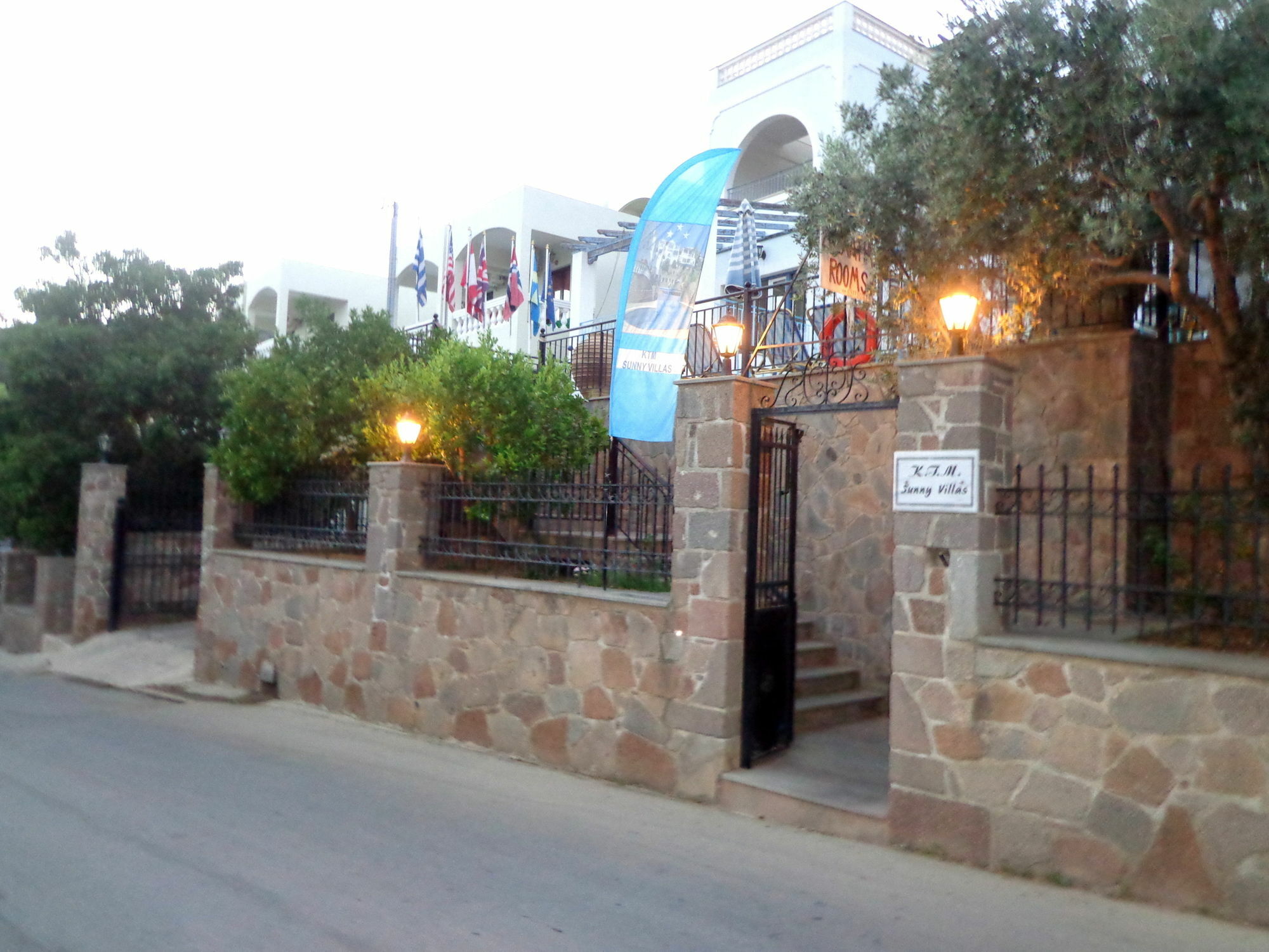 Poros Town Ktm Sunny Villas المظهر الخارجي الصورة